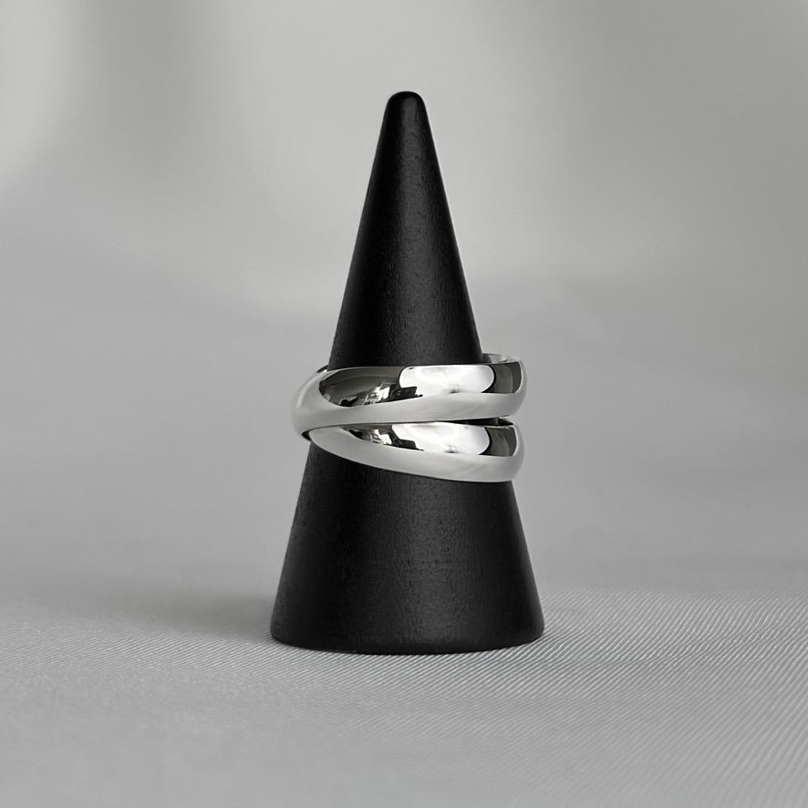 Chunky Crossover Ring