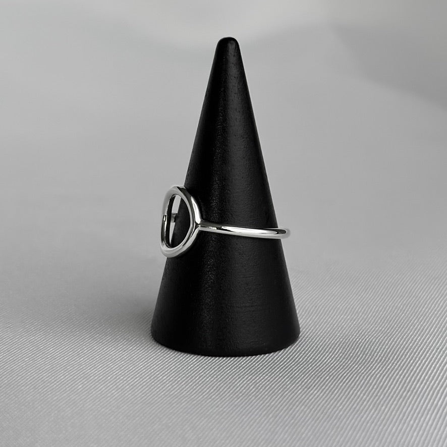Agape Small Circle Ring