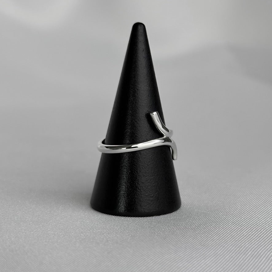 Double Wave Ring
