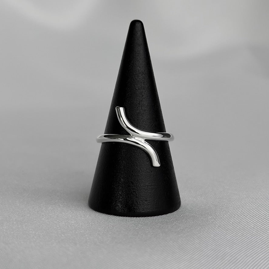 Double Wave Ring