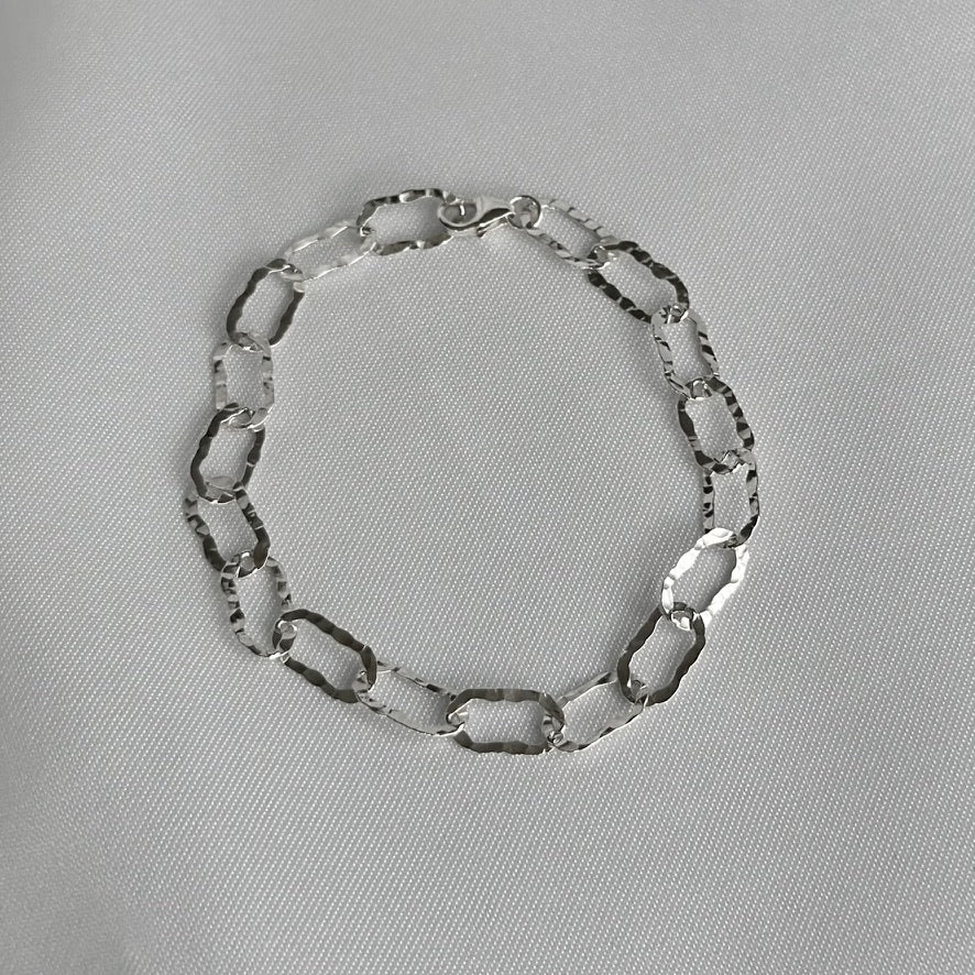 Hammered Oval Link Chain Bracelet