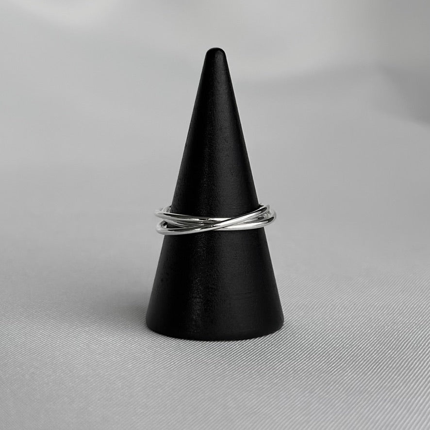 Thin Russian Ring
