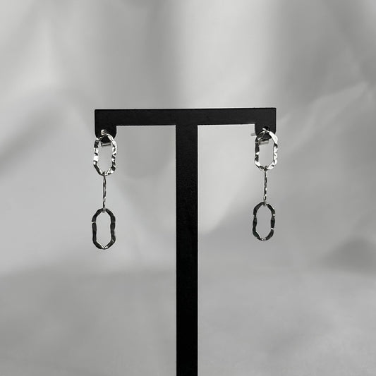 Hammered Oval Link Chain Studs
