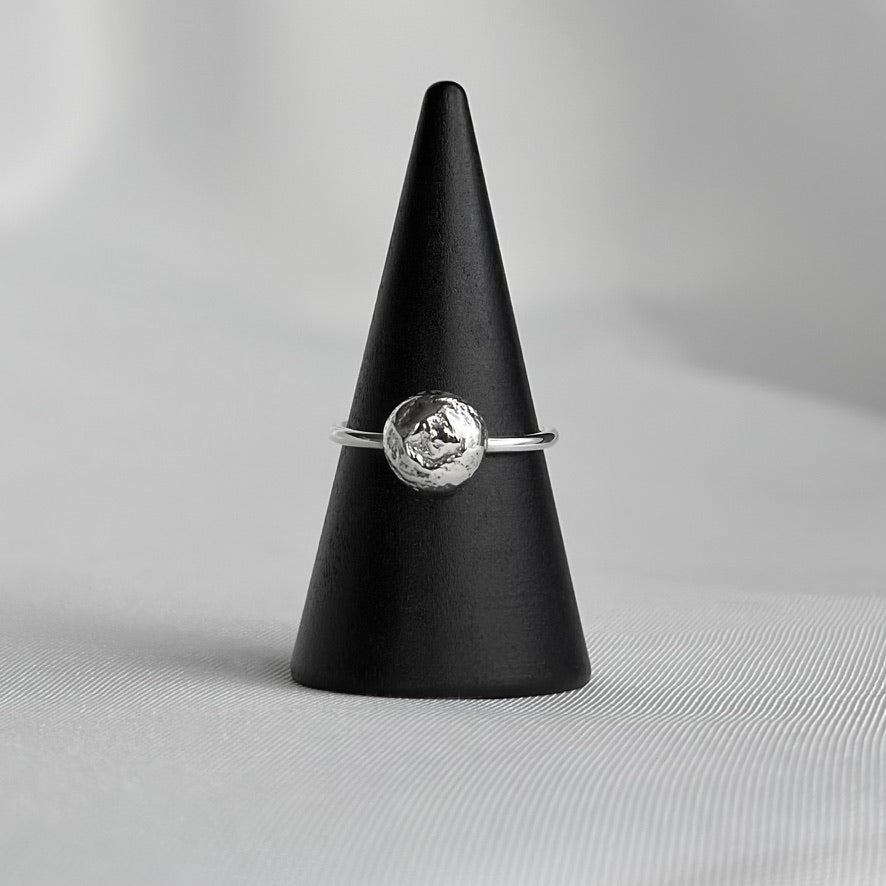 Molten Dot Ring