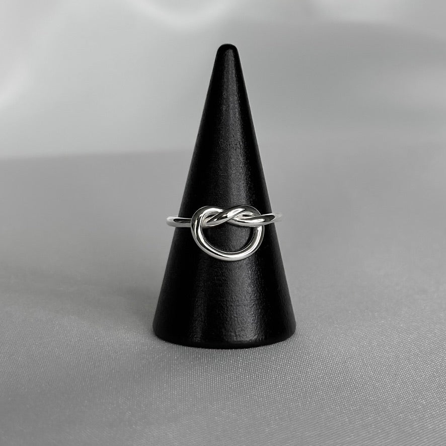Chunky Knot Ring