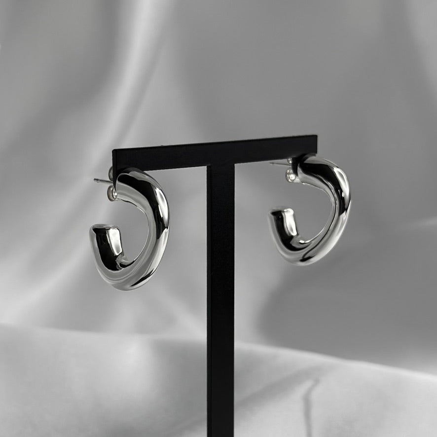Abstract Chunky Hoops