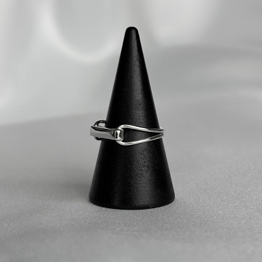 Bar and Hook Ring