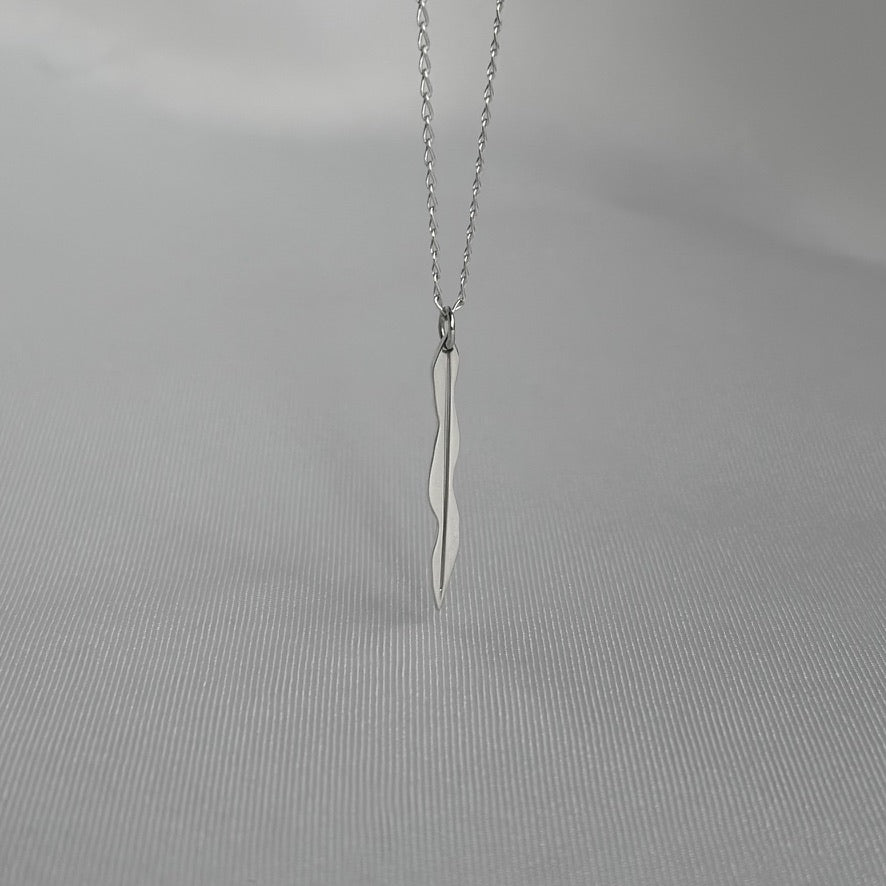Wavy Dagger Necklace