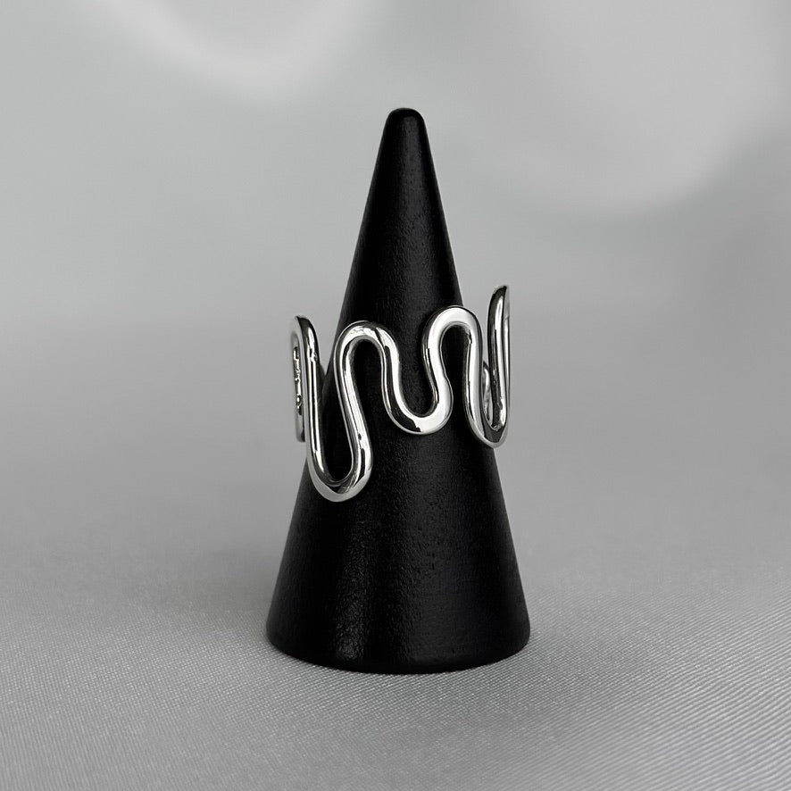 Mega Wave Ring