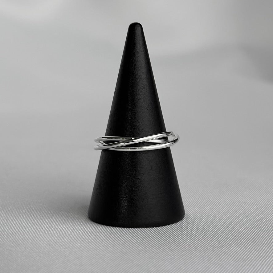 Thin Russian Ring